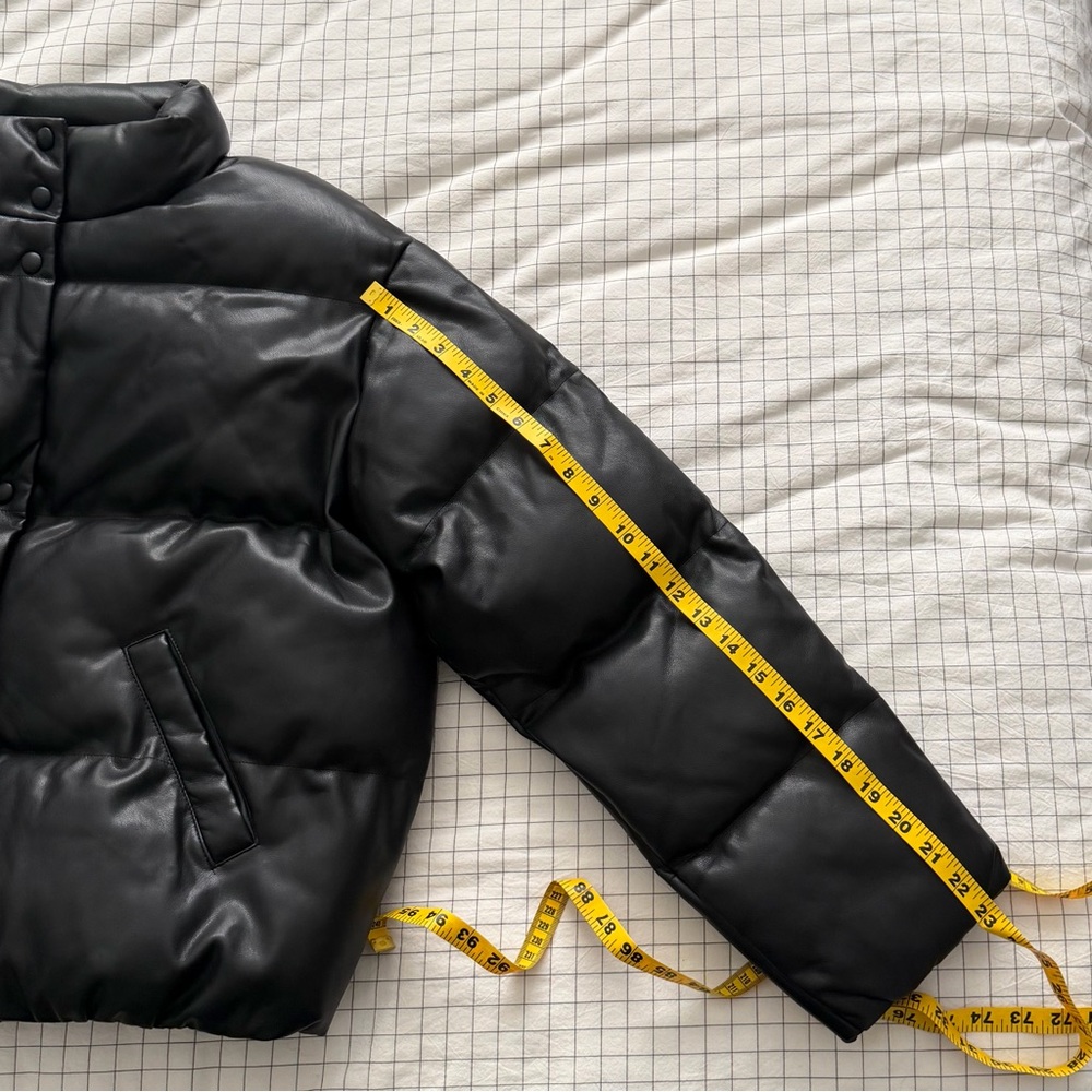 Velvet by Graham & Spencer Ally Faux Vegan Leather Puffer Jacket Sz M NWT $347 - Picture 7 of 8